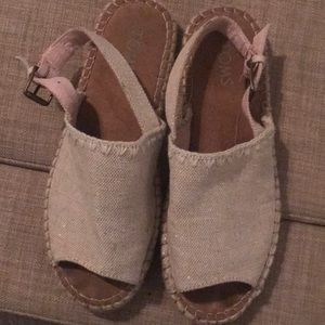 Toms espadrille sandals